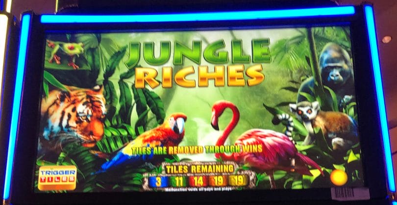 Jungle Riches by IGT top box