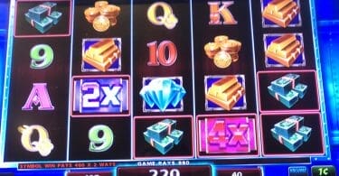 Mega Vault by IGT line hit