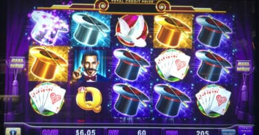 Lock it Link by Shuffle Master Hold On to Your Hat