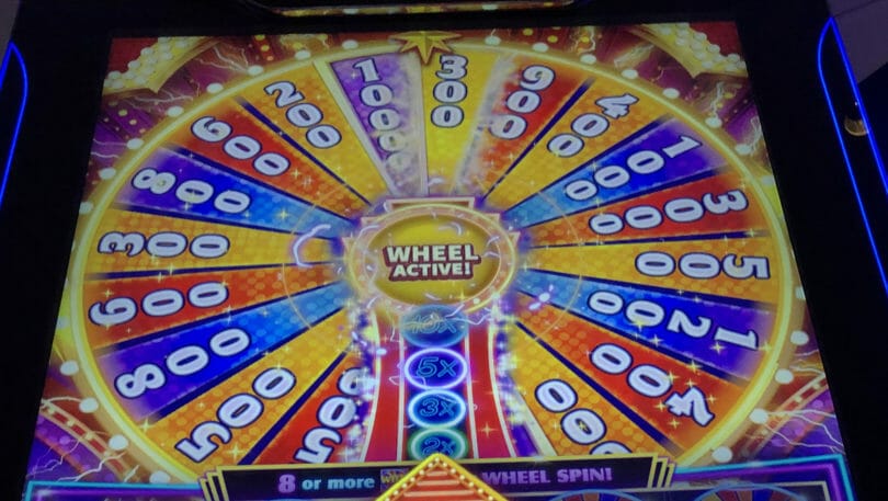 Quick Spin Super Lit Vegas by Ainsworth wheel