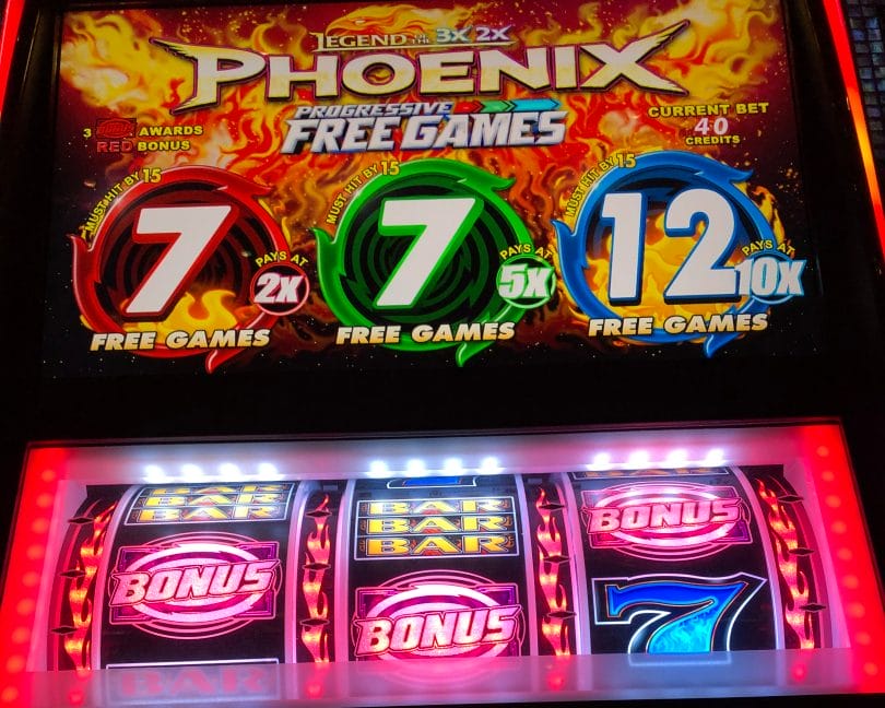 New Year's Eve: Greektown Casino Royale - Linen Hero Slot Machine
