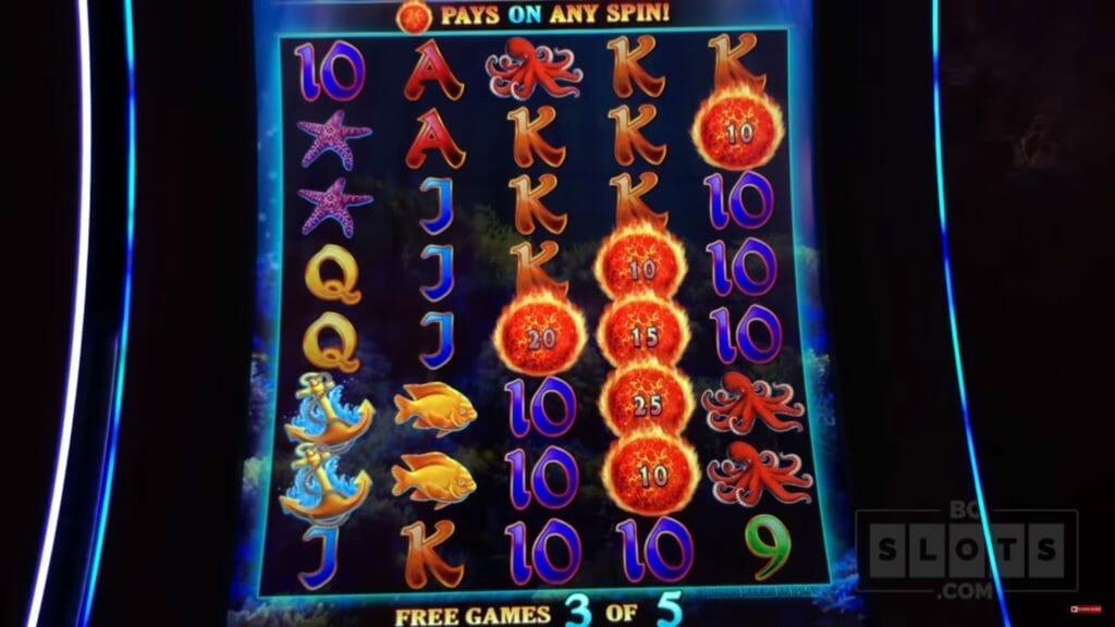Ultimate Fire Link by Bally By the Bay free spin with fireballs