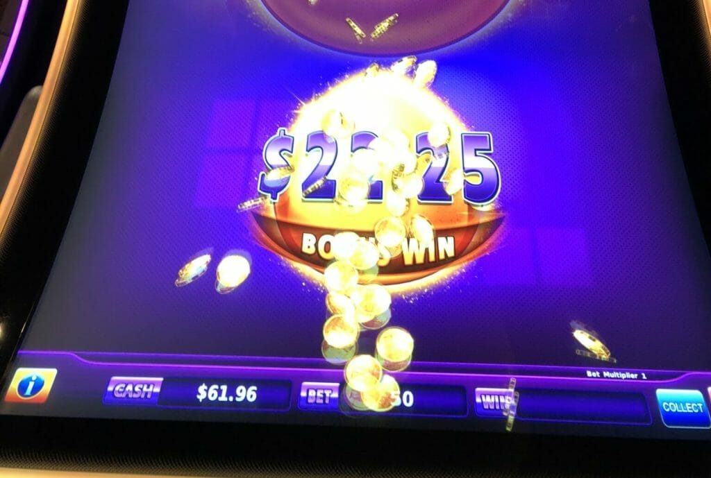 Drop and Lock Sweet Tweet bonus win