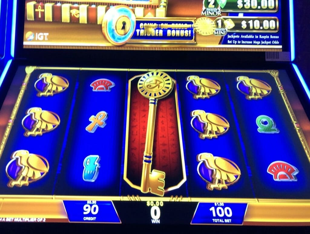 Treasure Box Kingdom by IGT key reduces bonus meter