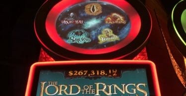 Lord of the Rings: Rule Them All by Scientific Games eye feature options