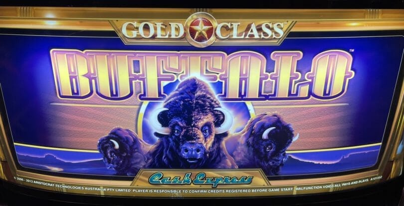 Cash Express Gold Class Buffalo by Aristocrat logo