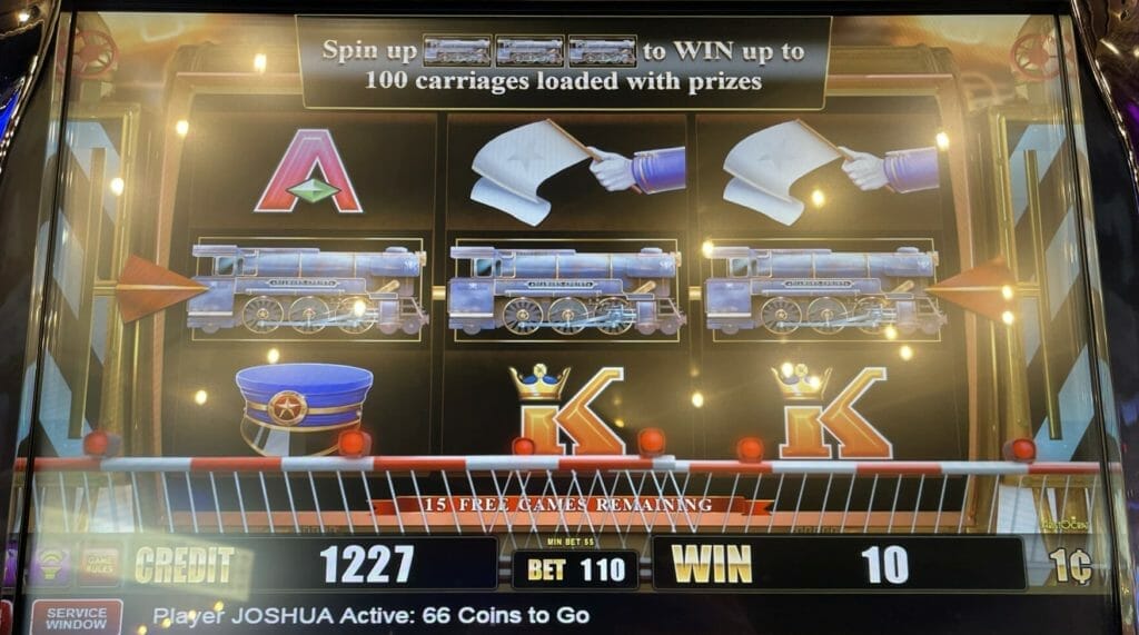 Cash Express Gold Class Buffalo by Aristocrat Cash Express triggered