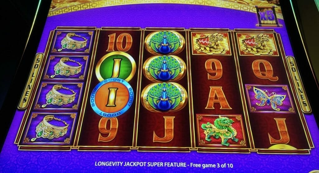 Fu Dai Lian Lian Boost Peacock boosted letter