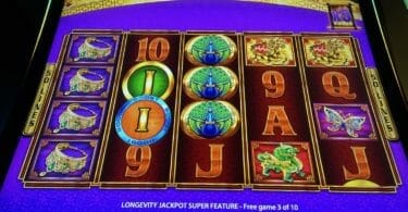 Fu Dai Lian Lian Boost Peacock boosted letter