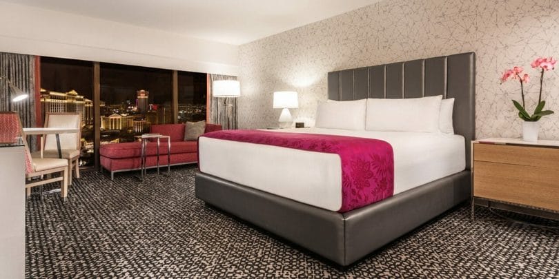 Flamingo room king bed