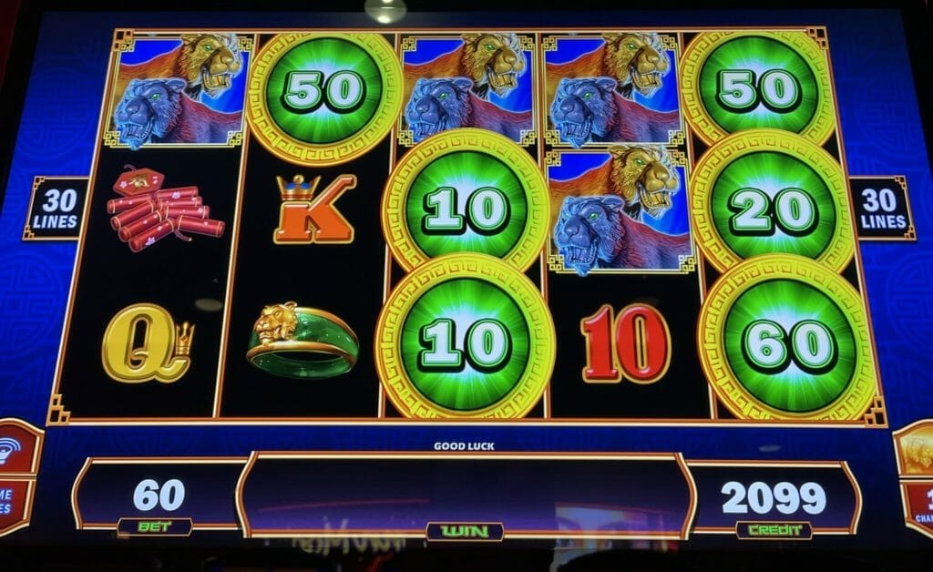 Cash Xtreme Rising Twin Tigers by Aristocrat hold and spin trigger