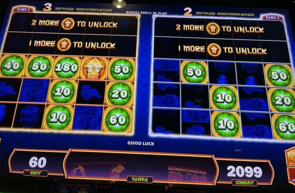 Cash Xtreme Rising Twin Tigers by Aristocrat hold and spin row unlocked