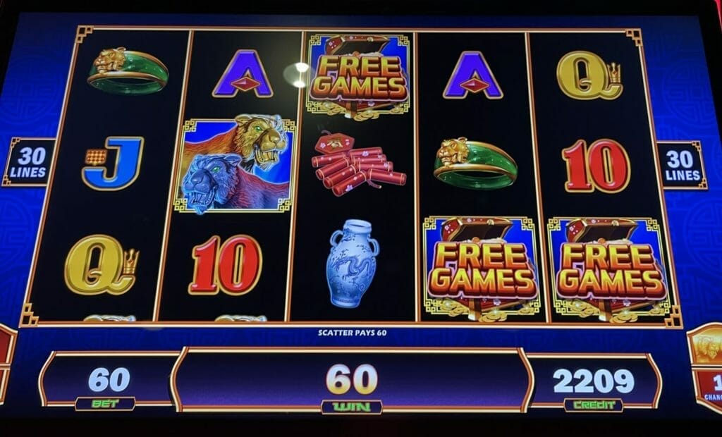 Cash Xtreme Rising Twin Tigers by Aristocrat free games