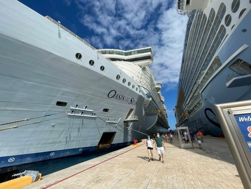 Oasis of the Seas 2022 at Cozumel