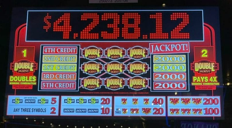 777 Double Jackpot by Bally pay table
