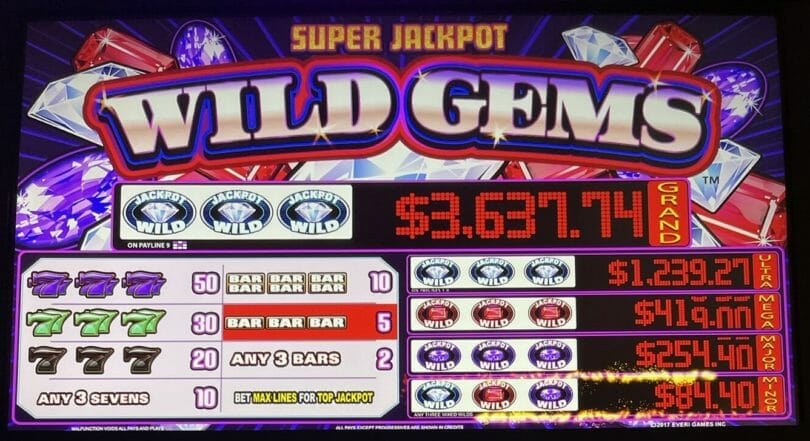 Super Jackpot Wild Gems by Everi pay table