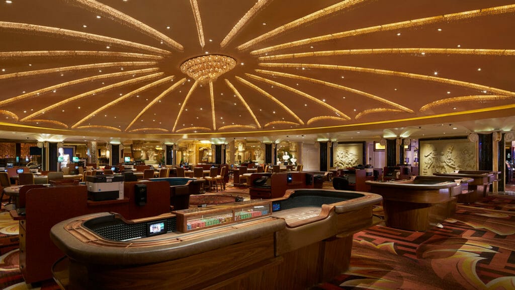 Caesars Palace table pit