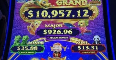 Gold Stacks 88 Empire Ocean Dragon logo and progressives