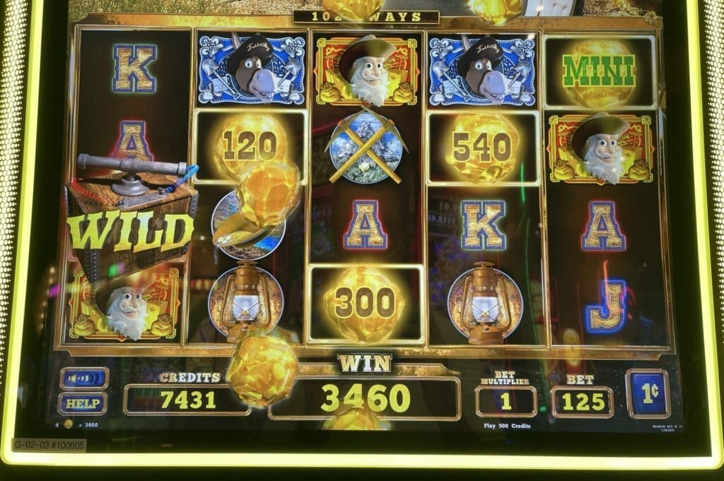 Gold Hills Prospector Pete by Everi base game plunger spin