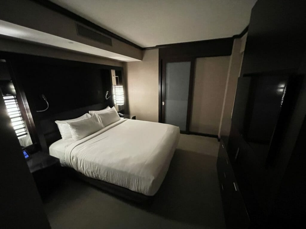 Vdara executive corner suite bedroom
