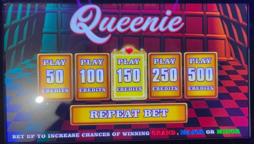 Queenie by IGT bet panel