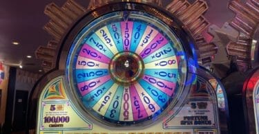 Wheel of Fortune Lucky Spin by IGT wheel