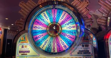 Wheel of Fortune Lucky Spin by IGT wheel