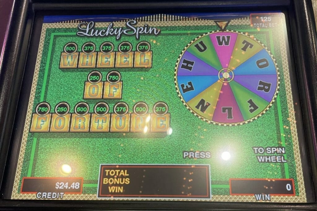 Wheel of Fortune Lucky Spin by IGT Fortune Spin bonus started